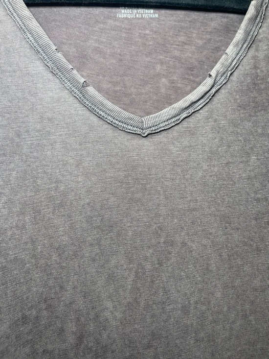 American Eagle Aerie Brown V-Neck Distressed Oversized Boyfriend Tee Size Medium - Picture 7 of 13